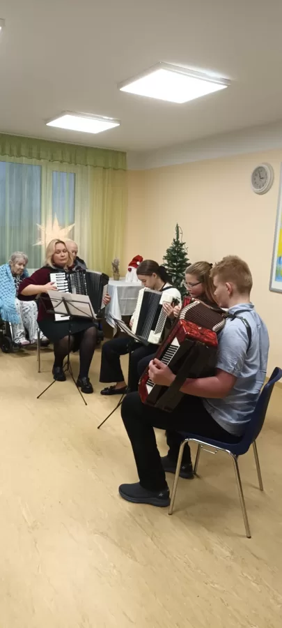 Audzēkņu koncerts Sociālās aprūpes centrā “Vecbebri” 06.12.2024.